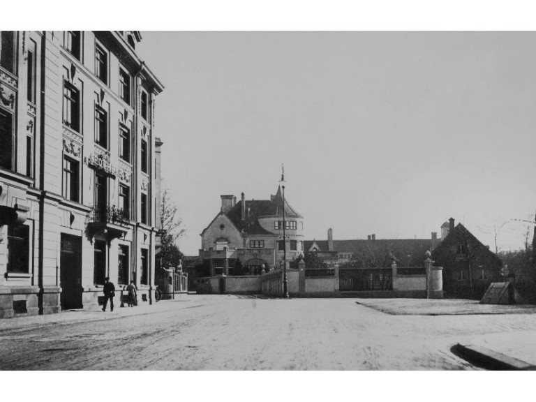 Seidlvilla am Nikolaiplatz - Foto: Georg Pettendorfer - Stadtarchiv München: FS-NL-Pett1-2536